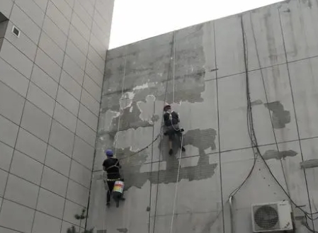 根河楼顶漏水维修公司分享下根河外墙防水的注意事项